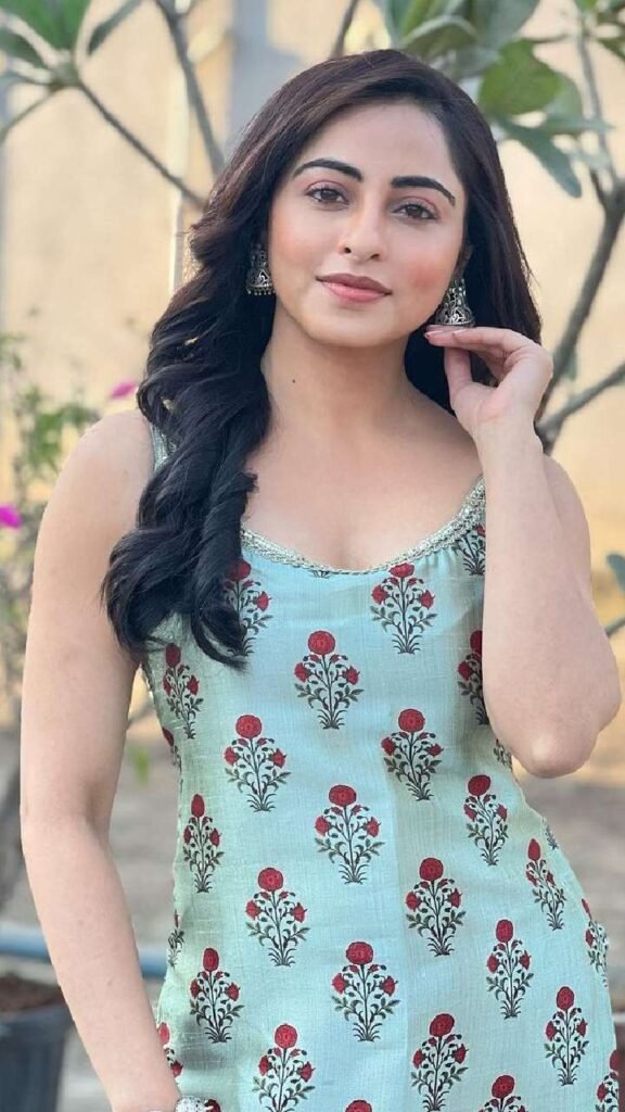Khatron Ke Khiladi 14 Fame: Niyati Fatnani Biography, Lifestyle 2024, Age, Family, House 8 Niyati Fatnani Biography